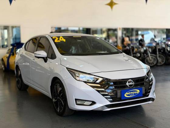 NISSAN VERSA 1.6 16V FLEX EXCLUSIVE XTRONIC NISSAN VERSA 1.6 16V FLEX EXCLUSIVE XTRONIC